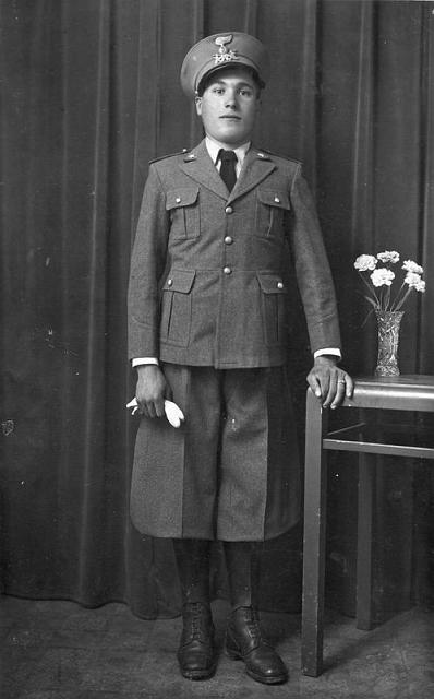 1941 Domenico a Trieste c.gif